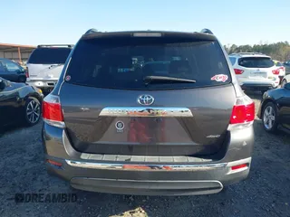 2011 Toyota Highlander Limited with VIN 5TDDK3EH9BS084430, listed as a IAAI auction lot 41821326 with 162,346 mi miles and . Bid and sale history available at DreamBid. Image 16.