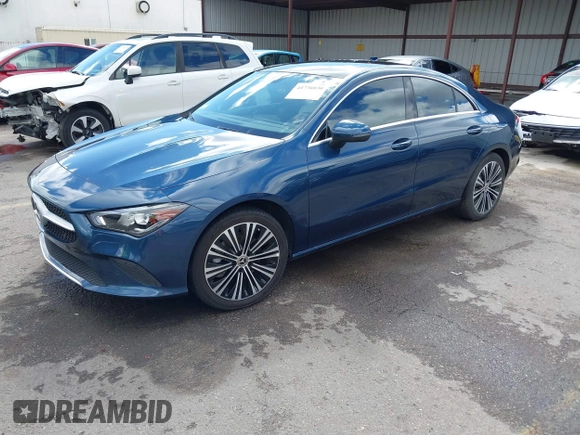 2021 Mercedes-Benz CLA 250 z VIN W1K5J4GB9MN227543, wystawiony jako IAAI lot #41736030 z przebiegiem 63 073 mil mil oraz . Historia ofert i sprzedaży dostępna na DreamBid. Obrazek 2.