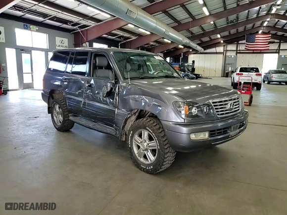 2006 Lexus LX 470 with VIN JTJHT00W964017117, listed as a Copart auction lot 61019524 with 207,767 mi miles and Salvage Title. Bid and sale history available at carsss.com. Image 11.