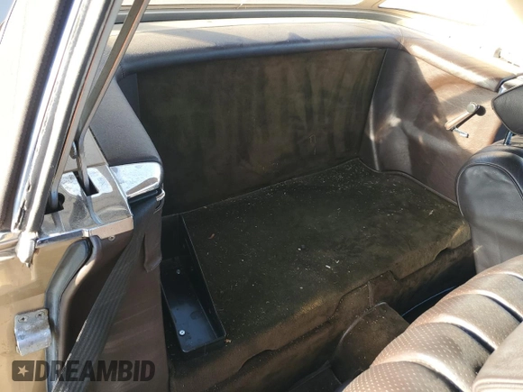 1981 Mercedes-Benz 380 380SL with VIN WDBBA45A8BB003796, listed as a Copart auction lot 46638435 with 122,163 mi miles and Salvage Title. Bid and sale history available at carsss.com. Image 10.