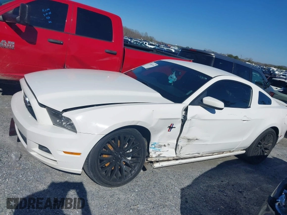 2013 Ford Mustang V6 with VIN 1ZVBP8AM9D5277773, listed as a IAAI auction lot 41805244 with 178,581 mi miles. Bid and sale history available at carsss.com. Image 14.