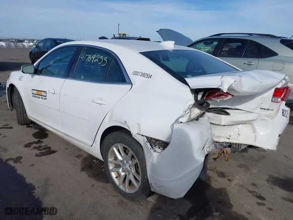 2015 Chevrolet Malibu LT with VIN 1G11C5SL6FF118925, listed as a IAAI auction lot 41769255 with 236,705 mi miles. Bid and sale history available at carsss.com. Image 3.