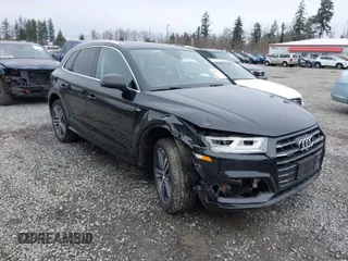 2020 Audi Q5 S line Prestige with VIN WA1F2AFY0L2045966, listed as a IAAI auction lot 41820515 with 60,550 mi miles. Bid and sale history available at carsss.com. Image 1.
