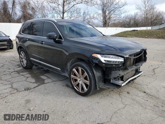 2017 Volvo XC90 Inscription with VIN YV4A22PL4H1170763, listed as a Copart auction lot 85748524 with 92,306 mi miles and Clean Title. Bid and sale history available at carsss.com. Image 4.