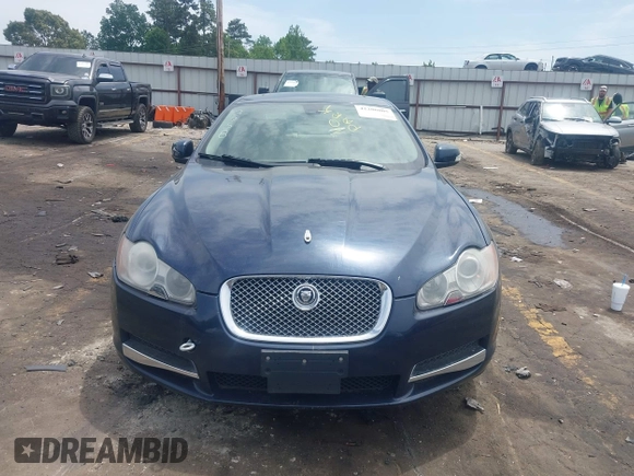 2009 Jaguar XF Luxury z VIN SAJWA05B29HR23758, wystawiony jako IAAI lot #42280805 z przebiegiem 249 400 mil mil oraz . Historia ofert i sprzedaży dostępna na DreamBid. Obrazek 12.