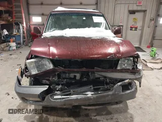 2000 Toyota Land Cruiser with VIN JT3HT05J2Y0102508, listed as a IAAI auction lot 41596418 with 271,327 mi miles. Bid and sale history available at carsss.com. Image 12.