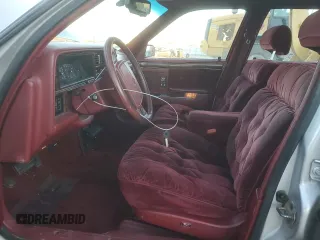 1993 Chrysler New Yorker z VIN 1C3XV66R3PD198654, wystawiony jako Copart lot #78900554 z przebiegiem 187 872 mil mil oraz Szkody całkowita. Historia ofert i sprzedaży dostępna na DreamBid. Obrazek 7.