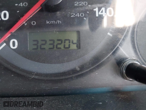 2004 Honda Civic VP with VIN 2HGES16344H584753, listed as a IAAI auction lot 41818981 with 323,204 mi miles and . Bid and sale history available at carsss.com. Image 16.