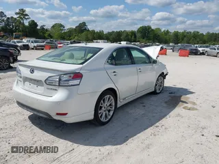 2010 Lexus HS with VIN JTHBB1BA9A2002350, listed as a IAAI auction lot 42072815 with 156,603 mi miles. Bid and sale history available at carsss.com. Image 4.