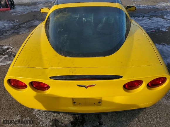 2006 Chevrolet Corvette with VIN 1G1YY26U365108862, listed as a Copart auction lot 89402505 with 38,430 mi miles and Salvage Title. Bid and sale history available at carsss.com. Image 10.