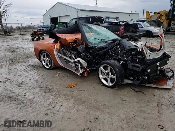 2007 Chevrolet Corvette z VIN 1G1YY36U575132586, wystawiony jako Copart lot #46569455 z przebiegiem Nie podano mil oraz Szkoda całkowita • Salvage title. Historia ofert i sprzedaży dostępna na DreamBid. Obrazek 10.