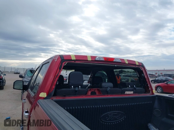 2017 Ford F-150 XL z VIN 1FTEW1EGXHFB87711, wystawiony jako IAAI lot #42248938 z przebiegiem 81 789 mil mil oraz . Historia ofert i sprzedaży dostępna na DreamBid. Obrazek 18.