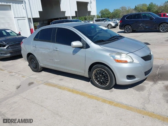 2009 Toyota Yaris with VIN JTDBT903891331057, listed as a IAAI auction lot 41849148 with 182,142 mi miles. Bid and sale history available at carsss.com. Image 1.