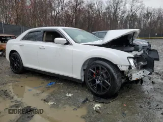 2014 Chrysler 300 with VIN 2C3CCAAG9EH220962, listed as a Copart auction lot 50190485 with 129,098 mi miles and Salvage Title. Bid and sale history available at carsss.com. Image 4.