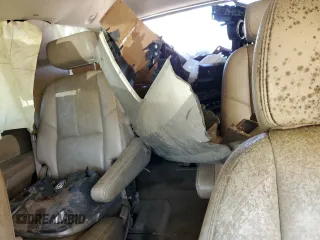 2008 GMC Yukon SLT w/4SB with VIN 1GKFC13JX8R178215, listed as a Copart auction lot 86160234 with 0 mi miles and Salvage Title. Bid and sale history available at carsss.com. Image 10.