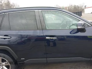 2020 Toyota RAV4 Hybrid Limited with VIN 4T3DWRFV1LU005327, listed as a IAAI auction lot 41886432 with 13,107 mi miles. Bid and sale history available at carsss.com. Image 14.