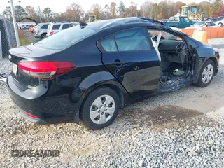 2018 Kia Forte LX with VIN 3KPFK4A72JE246449, listed as a IAAI auction lot 41096242 with 92,539 mi miles. Bid and sale history available at carsss.com. Image 4.