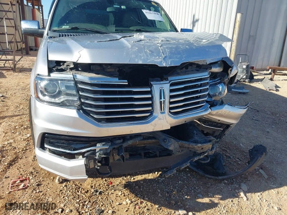2016 Lincoln Navigator Select with VIN 5LMJJ2HT6GEL08923, listed as a IAAI auction lot 41663454 with 126,199 mi miles. Bid and sale history available at carsss.com. Image 19.
