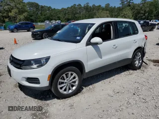 2017 Volkswagen Tiguan S with VIN WVGAV7AX1HK044093, listed as a Copart auction lot 52816015 with 94,610 mi miles and Salvage Title. Bid and sale history available at DreamBid. Image 1.