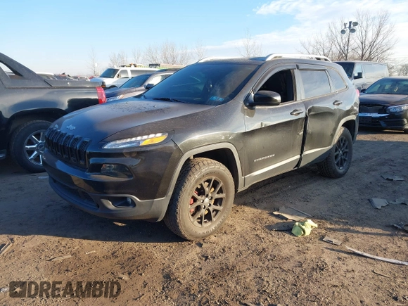 2015 Jeep Cherokee Latitude with VIN 1C4PJMCS0FW745949, listed as a IAAI auction lot 41289847 with 137,440 mi miles and . Bid and sale history available at carsss.com. Image 19.
