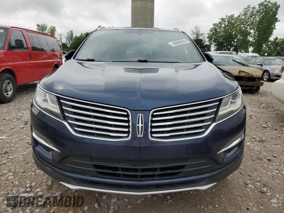 2017 Lincoln MKC Select z VIN 5LMTJ2DH6HUL62028, wystawiony jako Copart lot #58690835 z przebiegiem 104 370 mil mil oraz Czysty tytuł • Clean title. Historia ofert i sprzedaży dostępna na DreamBid. Obrazek 5.