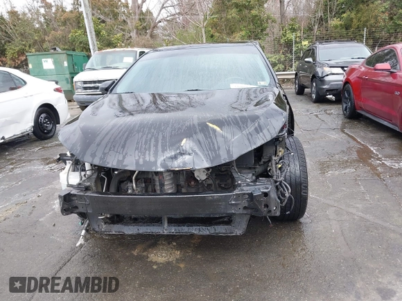 2015 Toyota Camry XLE with VIN 4T1BF1FK9FU114582, listed as a IAAI auction lot 41801187 with 165,199 mi miles. Bid and sale history available at carsss.com. Image 13.