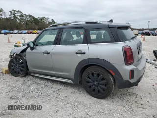 2024 MINI Countryman Cooper S z VIN WMZ53BR04R3S08308, wystawiony jako Copart lot #89374335 z przebiegiem 14 660 mil mil oraz Szkoda całkowita • Salvage title. Historia ofert i sprzedaży dostępna na DreamBid. Obrazek 2.