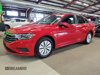 2019 Volkswagen Jetta S z VIN 3VWC57BU3KM027956, wystawiony jako Copart lot #65398475 z przebiegiem 58 318 mil mil oraz Czysty tytuł • Clean title. Historia ofert i sprzedaży dostępna na DreamBid. Obrazek 1.