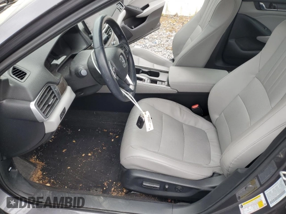 2018 Honda Accord EX-L z VIN 1HGCV1F59JA111618, wystawiony jako Copart lot #56922785 z przebiegiem 51 796 mil mil oraz Szkoda całkowita • Salvage title. Historia ofert i sprzedaży dostępna na DreamBid. Obrazek 7.