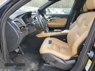 2016 Volvo XC90 T6 Momentum with VIN YV4A22PK6G1028243, listed as a Copart auction lot 51422815 with 100,734 mi miles and Salvage Title. Bid and sale history available at carsss.com. Image 7.