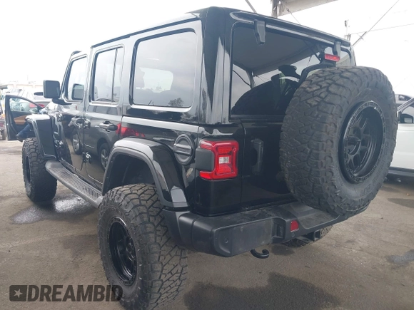 2024 Jeep Wrangler Sahara with VIN 1C4PJXEN0RW107875, listed as a IAAI auction lot 42115423 with 10,625 mi miles and . Bid and sale history available at carsss.com. Image 3.
