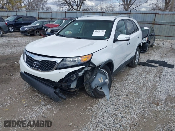 2012 Kia Sorento LX with VIN 5XYKTDA20CG210698, listed as a IAAI auction lot 41728400 with 80,463 mi miles. Bid and sale history available at carsss.com. Image 17.