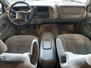 1999 Chevrolet Tahoe Z71 z VIN 1GNEK13R2XJ338897, wystawiony jako Copart lot #54219225 z przebiegiem 232 020 mil mil oraz Szkody całkowita. Historia ofert i sprzedaży dostępna na DreamBid. Obrazek 8.