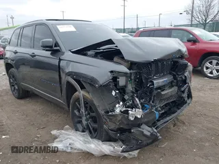 2024 Jeep Grand Cherokee z VIN 1C4RJYB6XR8955858, wystawiony jako IAAI lot #41724210 z przebiegiem Nie podano mil oraz . Historia ofert i sprzedaży dostępna na DreamBid. Obrazek 16.