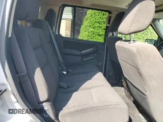 2010 Ford Explorer XLT z VIN 1FMEU7DE2AUA82828, wystawiony jako Copart lot #60664435 z przebiegiem 118 715 mil mil oraz Czysty tytuł • Clean title. Historia ofert i sprzedaży dostępna na DreamBid. Obrazek 11.