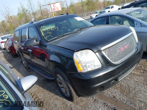 2011 GMC Yukon XL Denali with VIN 1GKS1MEF7BR271098, listed as a IAAI auction lot 42064073 with 218,601 mi miles. Bid and sale history available at carsss.com. Image 1.