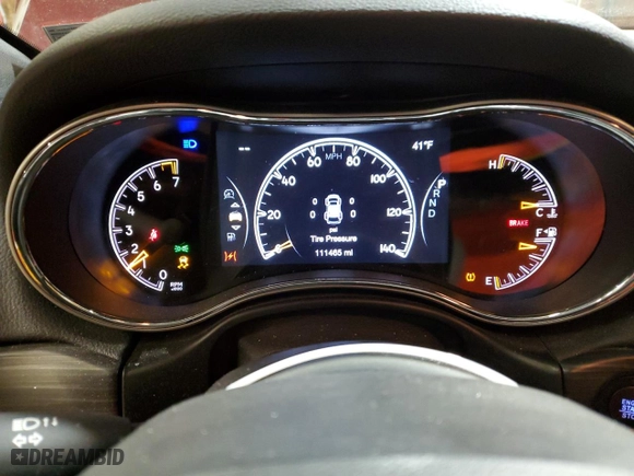2019 Jeep Grand Cherokee Limited X with VIN 1C4RJFBGXKC777188, listed as a Copart auction lot 82862464 with 111,465 mi miles and Salvage Title. Bid and sale history available at carsss.com. Image 9.