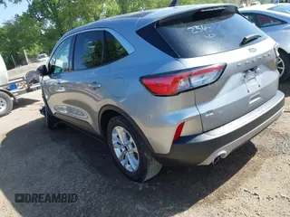 2022 Ford Escape SE with VIN 1FMCU0G64NUA25622, listed as a IAAI auction lot 42259825 with 100,651 mi miles and . Bid and sale history available at DreamBid. Image 3.