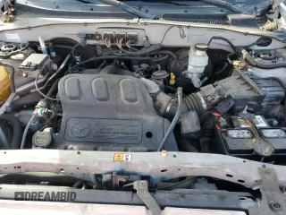 2006 Mazda Tribute S with VIN 4F2YZ06116KM28522, listed as a Copart auction lot 83670154 with Not Provided miles and Non Repairable. Bid and sale history available at carsss.com. Image 12.