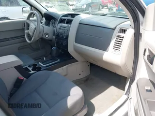 2008 Ford Escape XLS с VIN 1FMCU02Z78KC32703, выставлен на аукционе IAAI как лот 41998928 с пробегом 212 746 миль миль и . История ставок и продаж доступна на DreamBid. Изображение 5.