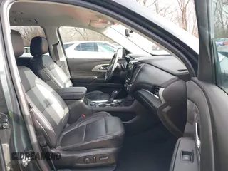 2018 Chevrolet Traverse LT Leather with VIN 1GNEVHKW0JJ113344, listed as a IAAI auction lot 41105083 with 95,855 mi miles. Bid and sale history available at carsss.com. Image 5.