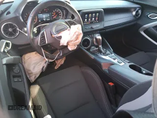 2023 Chevrolet Camaro 1LT z VIN 1G1FB1RSXP0154765, wystawiony jako Copart lot #42333035 z przebiegiem 33 836 mil mil oraz Szkoda całkowita • Salvage title. Historia ofert i sprzedaży dostępna na DreamBid. Obrazek 8.
