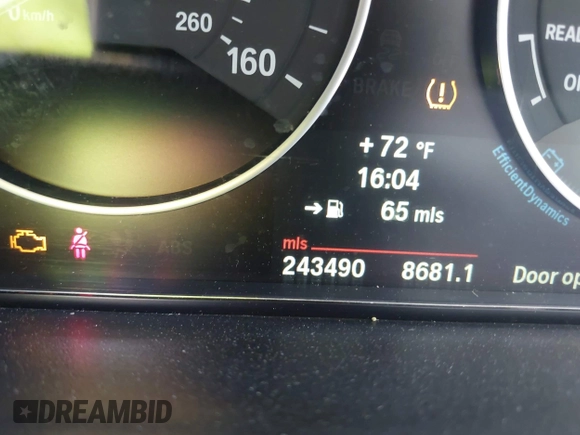 2013 BMW 3 Series 328i xDrive with VIN WBA3B5G53DNS02293, listed as a IAAI auction lot 42012883 with 243,490 mi miles. Bid and sale history available at carsss.com. Image 15.