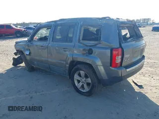 2011 Jeep Patriot Latitude X z VIN 1J4NF4GB7BD278886, wystawiony jako IAAI lot #41492167 z przebiegiem 215 892 mil mil oraz . Historia ofert i sprzedaży dostępna na DreamBid. Obrazek 3.