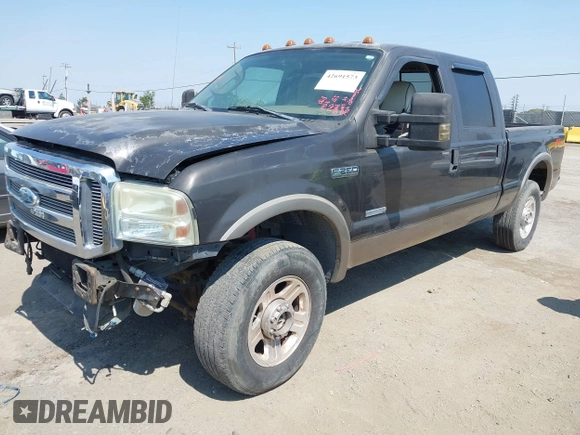 2005 Ford F-250 XL с VIN 1FTSW21P65EC44812, выставлен на аукционе IAAI как лот 42691573 с пробегом 76 672 миль миль и . История ставок и продаж доступна на DreamBid. Изображение 2.