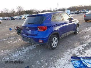 2020 Hyundai Venue SE with VIN KMHRB8A30LU015163, listed as a IAAI auction lot 41293346 with 68,829 mi miles and . Bid and sale history available at DreamBid. Image 4.