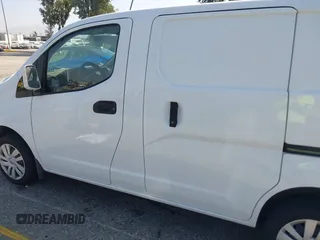 2018 Nissan NV200 S with VIN 3N6CM0KN8JK701483, listed as a IAAI auction lot 40394103 with 95,566 mi miles and . Bid and sale history available at DreamBid. Image 15.