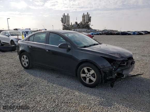2013 Chevrolet Cruze 1LT with VIN 1G1PC5SB3D7207781, listed as a Copart auction lot 52461625 with 106,181 mi miles and Salvage Title. Bid and sale history available at carsss.com. Image 4.