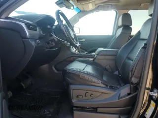 2020 Chevrolet Suburban LS with VIN 1GNSCGKC5LR130234, listed as a Copart auction lot 64139325 with 88,332 mi miles and Clean title. Bid and sale history available at DreamBid. Image 7.