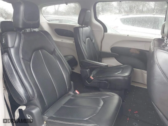 2020 Chrysler Voyager LXI with VIN 2C4RC1DG1LR260557, listed as a IAAI auction lot 41767908 with NaN miles. Bid and sale history available at carsss.com. Image 8.